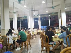大堂-标记美食新鲜猪杂(兴南大道店)