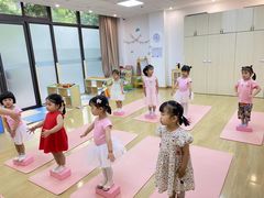 -黄浦乐烁龙鱼宝贝托育园(海潮路校区)