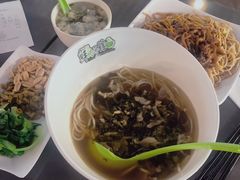 -鮮而純面馆(浦东店)