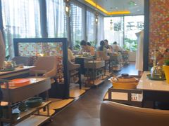 -润园四季椰子鸡火锅(卓越INTOWN店)