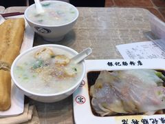 -银记肠粉店(新港西路店)