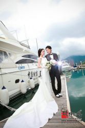 2-120520145322-现代经典婚纱摄影(光明北路尊荣总店)