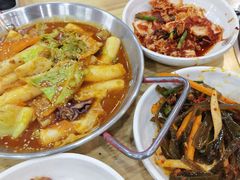 -牛信亭韩国料理·炭火烤肉(紫藤路店)