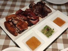 -新大咀港式茶餐厅(宝山万达店)