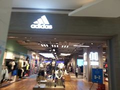-adidas(正佳广场店)