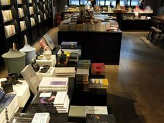 -阅西安新华书店(翠华南路店)