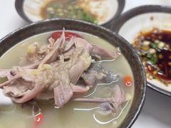 -汤宴·参须肚包鸡(南京路店)