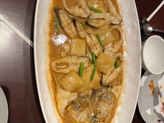 家烧生态黄鱼-杭州西子湖四季酒店·金沙厅