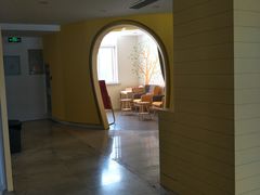 -滨江区妇幼保健院-地上停车场