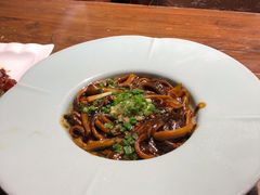 响油鳝糊-金枝玉叶上海人家食府(三里河店)