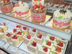 -花花卷卷·鲜食蛋糕(静安久光百货店)