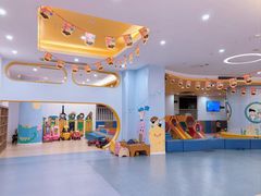 -戊辰亲子游泳俱乐部