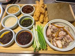 -闫府私房菜·百年鲁菜(恒隆店)