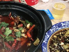 -江城燕子大排档(江汉路步行街店)