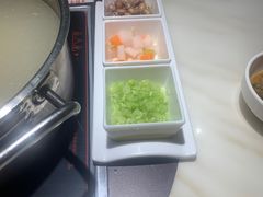 -潮牛海记•潮汕牛肉火锅•醉鸡煲•粿条汤(通北路店)