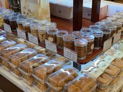 -红宝石·鲜奶小方·海派西点房(南丹店)