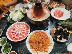 -常赢三兄弟·清真涮肉·清真炒菜(朝阳新城店)