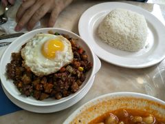 干免治牛肉饭-喜莲咖啡
