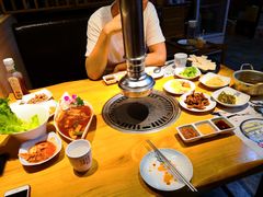 -唯成•韩国炭火烤肉 유성고기