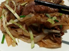 干炒牛河-如轩·海鲜砂锅粥·潮汕菜(海珠店)