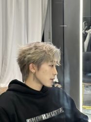 -藤野造型烫发染发