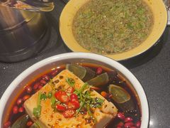 -山河屯铁锅炖(绥望路店)