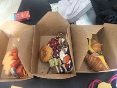 -天津京基皇冠假日酒店