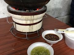 炭炉果鸡煲-威邵鸡煲(西华路总店)