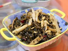 酸菜炒竹笋-鱼乐岛餐厅·户外花园主题餐厅
