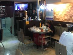 大堂-杀猪天·韩国烤肉(铁路街第一分店)