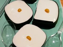 香兰椰汁西米糕-米纸越南小馆(金鹰世界店)