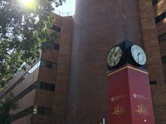 -香港理工大学
