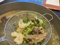 -名门潮牛·鲜牛肉海鲜火锅.烧烤自助餐厅(诚丰广场店)