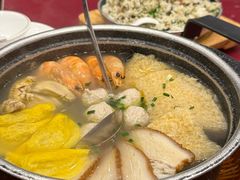 三鲜砂锅-侬佳蒸菜馆(听潮店)