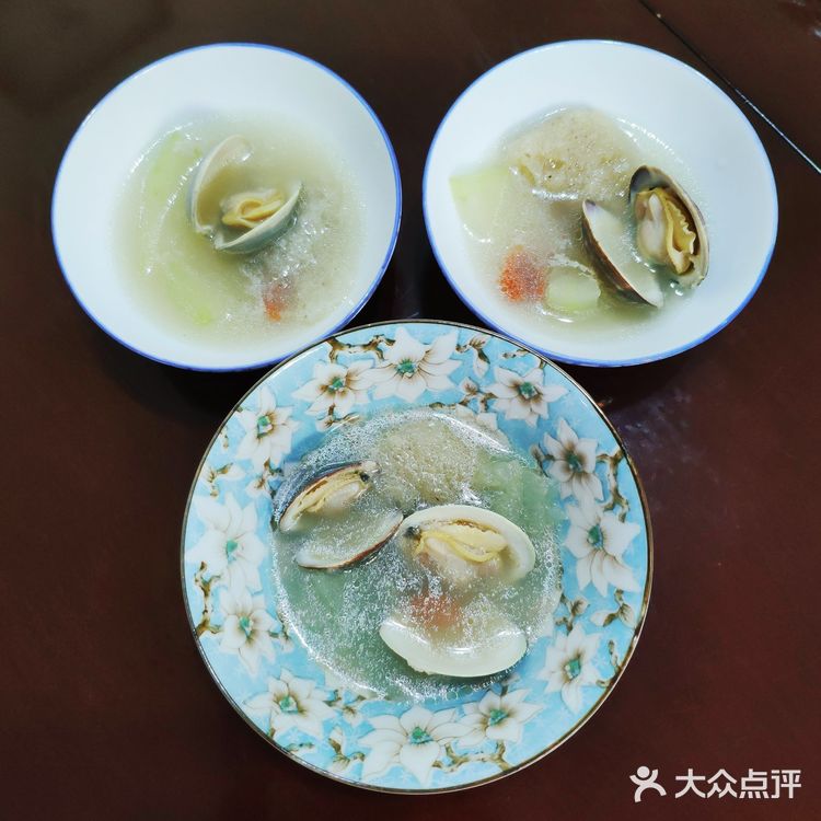 懒人必备技能——百搭枸杞白贝竹荪汤