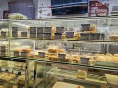 -白玉兰食品甜凤店(合生汇店)