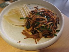 -关东小磨东北菜(上海长风大悦城店)