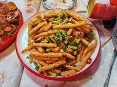 -海盗船. 龙虾烧烤. 酒馆