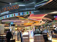 -中免(澳门机场免税店)