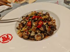 -肥肥虾庄·金牌油焖大虾(杨园滨江时代walk店)