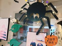 -瑞尔齿科(上海长风大悦城店)