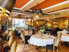 -火车头法国西餐厅