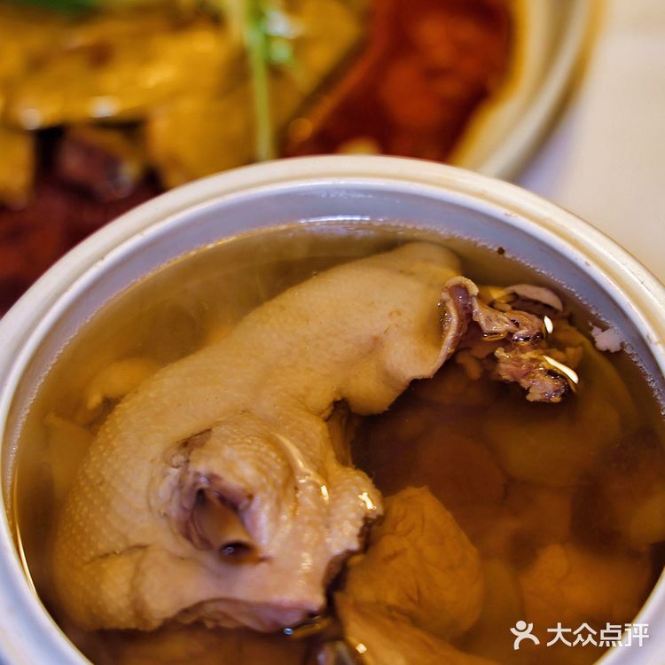 三清潭烧鹅果然不是盖的!