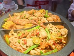 -多嘴超级肉蟹煲(中街恒隆故宫店)
