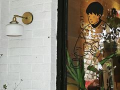 -彳亍咖啡·这里(水湾路店)