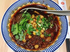 大勺肉酱酸辣粉-遇见小面(凯德广场店)