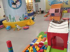 -戊辰亲子游泳俱乐部