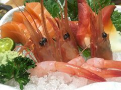 三文鱼刺身-小句号·精致料理(江南环球港店)