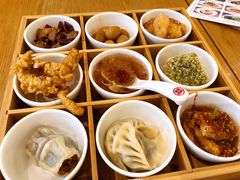 -蓉李记成都名小吃(武汉菱角湖万达店)