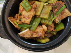 一鱼两食之凉瓜炆骨腩-谷丰健康凤贤居酒家